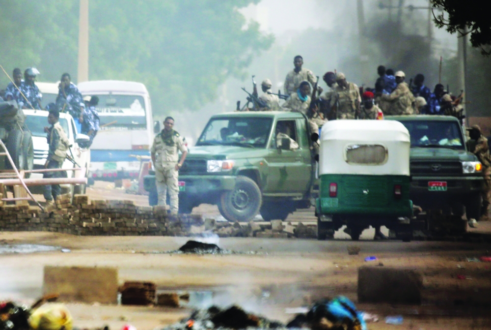 السودان 9 قتلى في محاولة فض الاعتصام بالخرطوم المدينة